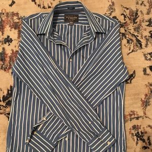 Abercrombie & Fitch collared dress shirt